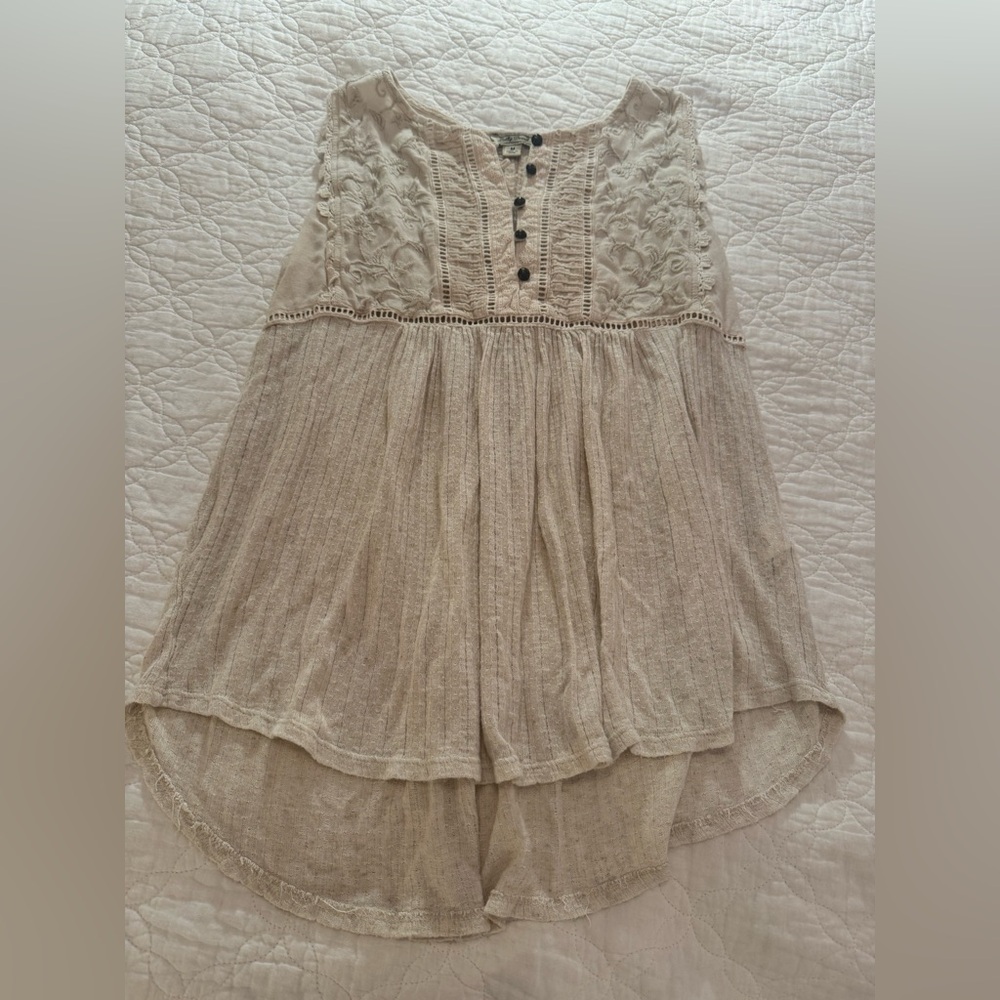 tan/ cream lucky brand top, size medium but could also fit a small